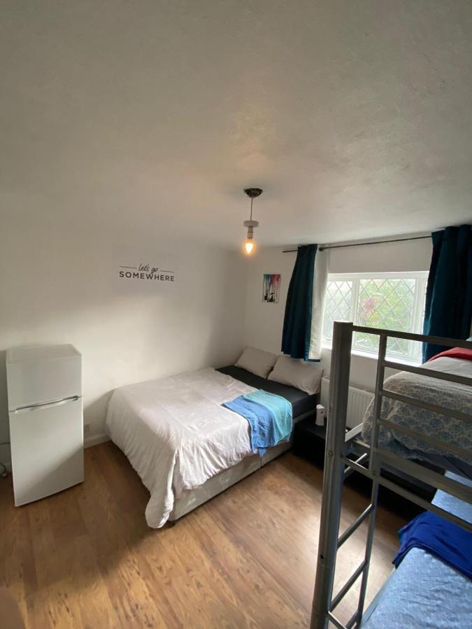Private Room In Londres Exterior foto